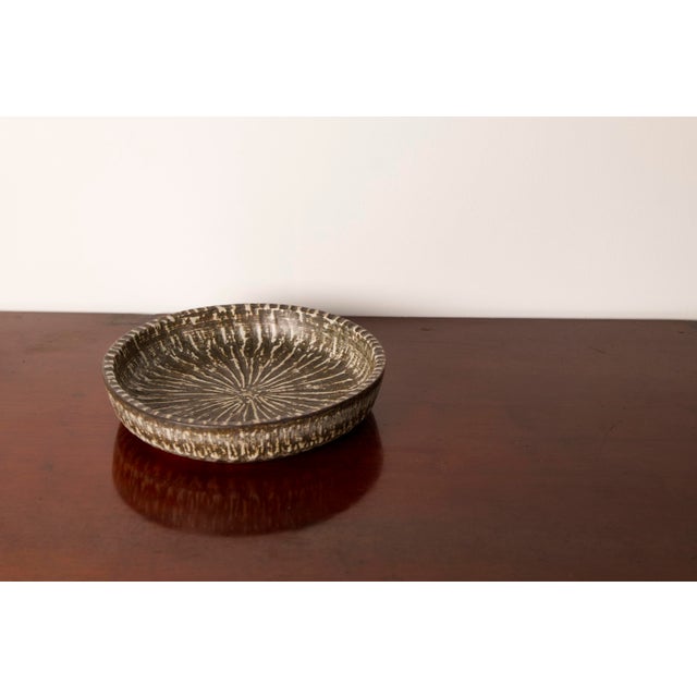 Mid-Century Modern Swedish Ceramic Dish by Gunnar Nylund for Rörstrand, 1950s For Sale - Image 3 of 9