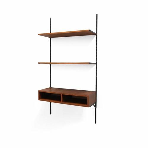 Vintage wall system / wall rack with cabinet from the 1960s. This vintage wall system from the 1960s is a fine example of...