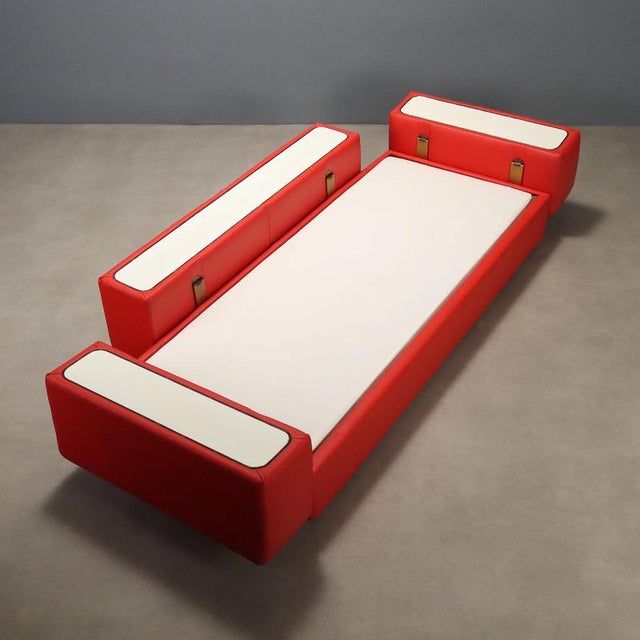 711 Sofa attributed to Tito Agnoli for Cinova For Sale - Image 9 of 12