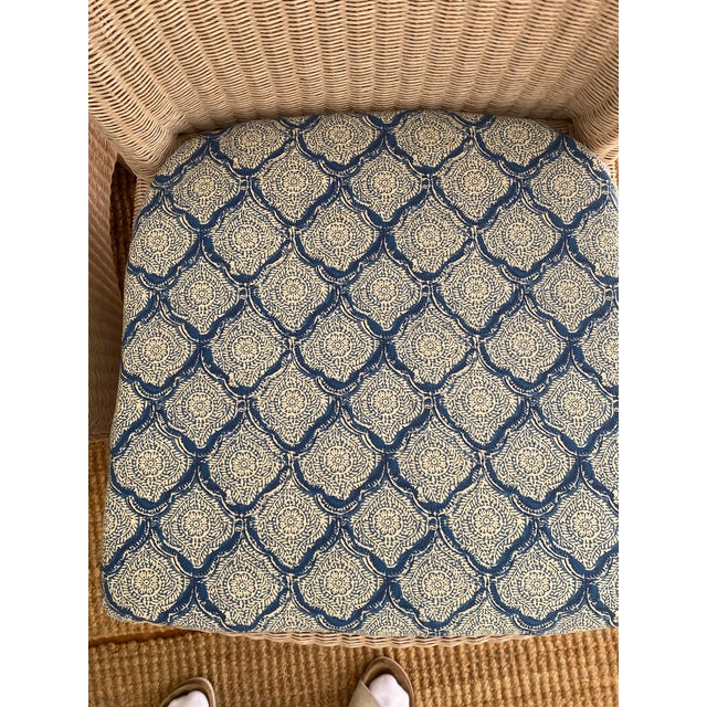 Lloyd Loom Woven Dining Chairs With Custom Kravet Cushions-Set of 4 For Sale In Philadelphia - Image 6 of 18