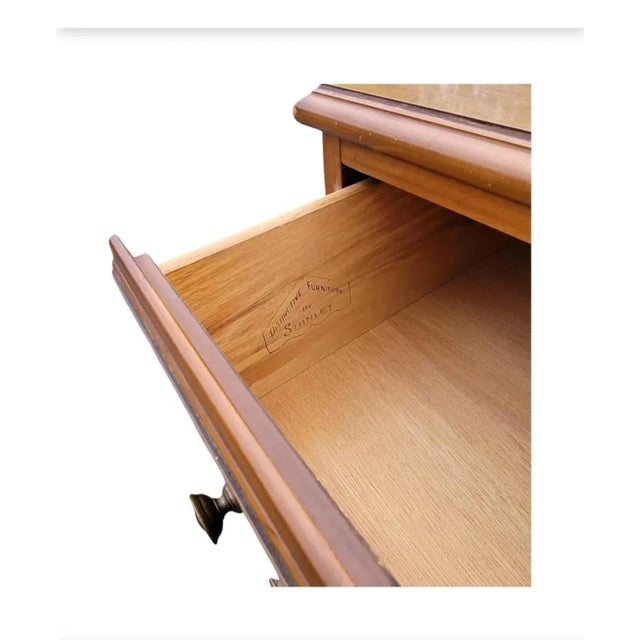 Mid-Century Modern Stanley's Distinctive Furniture Collection 5-Drawer Maple Chest of Drawers For Sale - Image 3 of 12