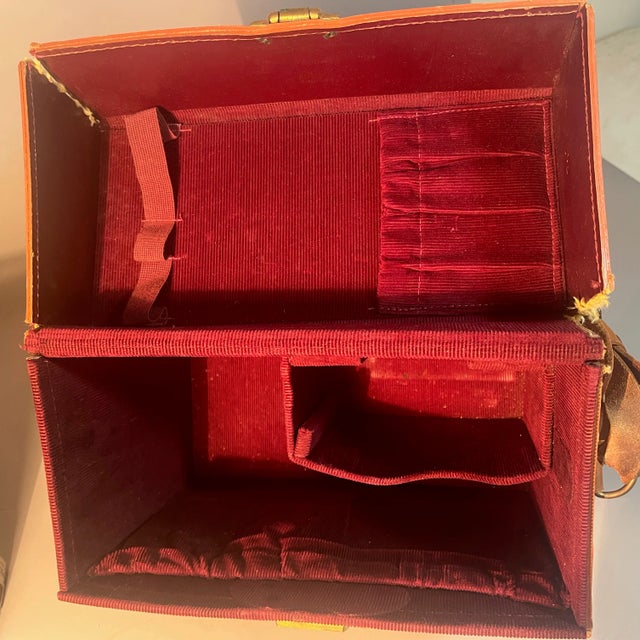 1951 Polaroid Land Camera & Accessories Model 95b Speedliner Orig.Case,Flash,14 Bulbs,Instructions. For Sale - Image 9 of 11