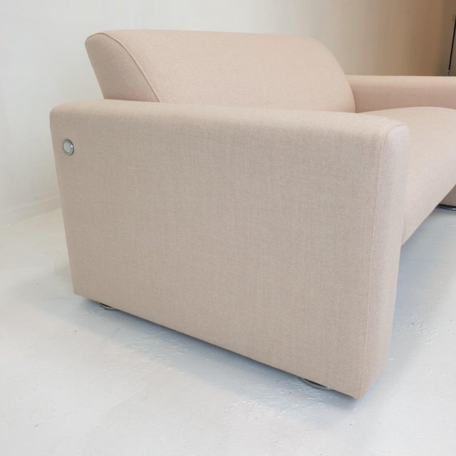Model 691 2-Seater Sofa in Soft Pink Wool from Artifort, 1980s For Sale - Image 10 of 14
