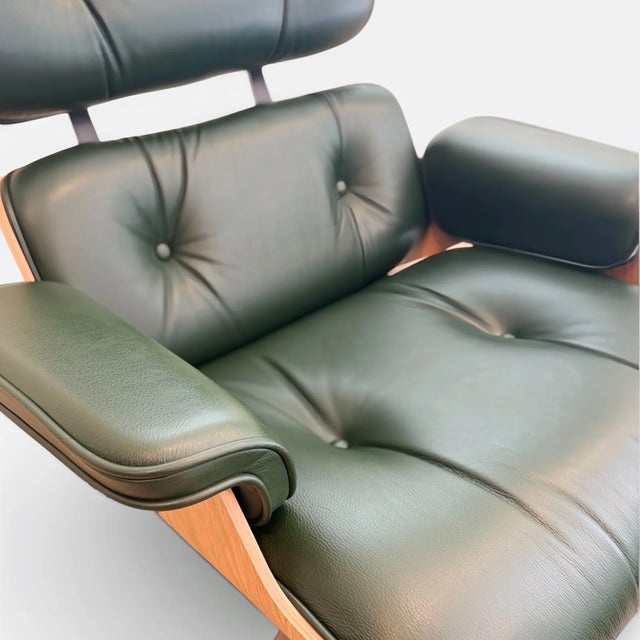 Eames Lounge Chair and Ottoman by Herman Miller – Green Leather For Sale - Image 9 of 11