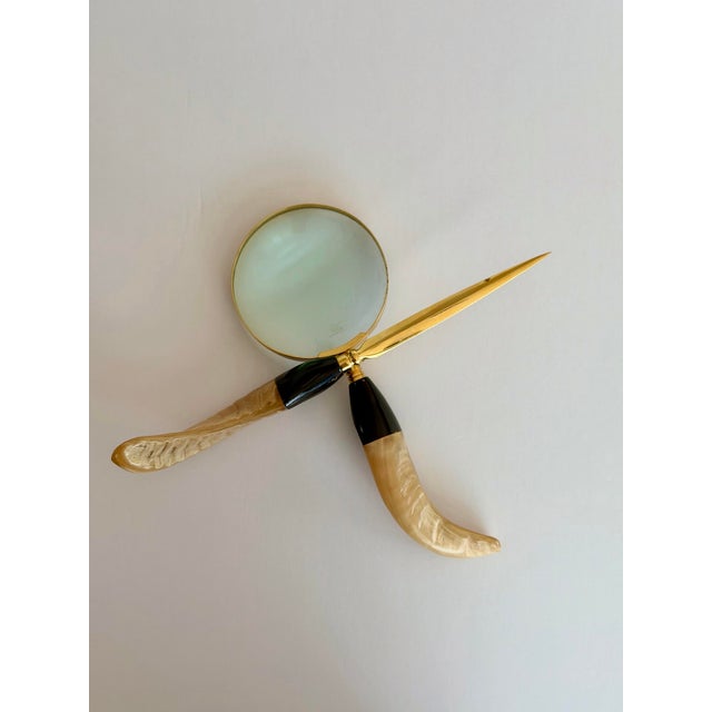 1970s Vintage Hollywood Regency Horn & Brass Magnifying Glass & Letter Opener Desk Set For Sale In Detroit - Image 6 of 9