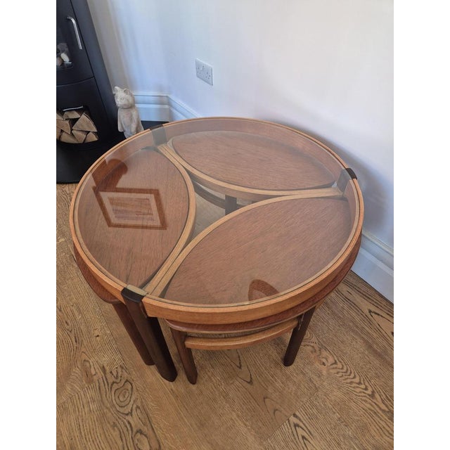 1960s Model 5614 Teak Coffee Table Nest of 3 by Nathan Trinity, 1960s, Set of 4 For Sale - Image 5 of 17
