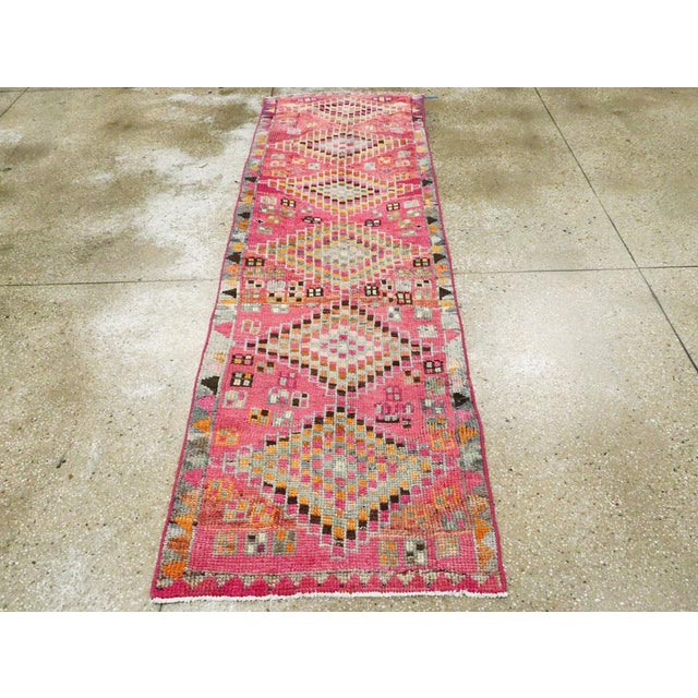 Galerie Shabab Collection Mid-20th Century Turkish Colorful Oushak Runner With Tribal Design For Sale - Image 4 of 10
