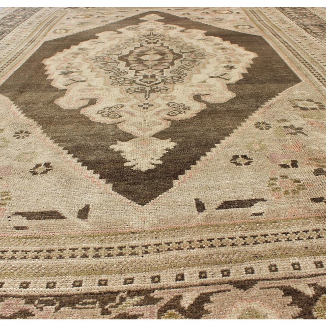 Green Brown, Taupe Turkish Vintage Oushak Rug With Medallion 6'1 X9'8 For Sale In Atlanta - Image 6 of 7
