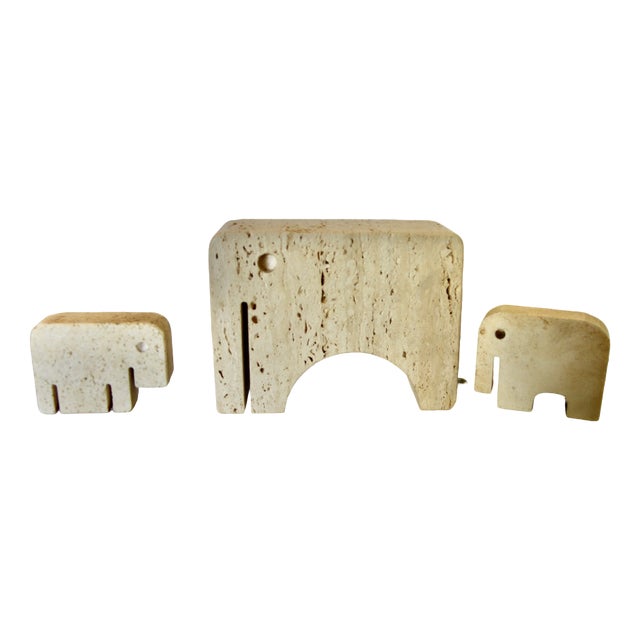 Elephant Group in Travertine by Enzo Mari for Fratelli Mannelli, 1970, Set of 3 For Sale