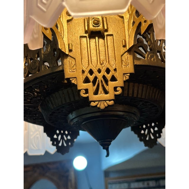 1932 Grande Dame of American Art Deco Lighting, Lincoln Chandelie For Sale In Philadelphia - Image 6 of 10