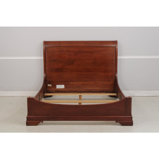 Age: C.2007 Details: Finish no.27 La Rochelle Queen Sleigh Bed Solid Cherry Bracket Feet High Quality Construction Euro...
