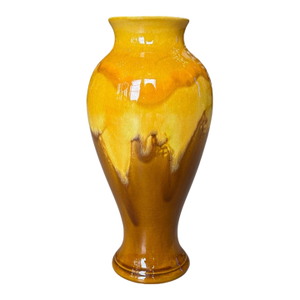 Vintage Royal Haeger Glazed Vase 4030: A Study in Mid-Century Harmony