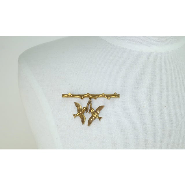 Vintage Victorian Style Gold Plated Love Birds Brooch For Sale - Image 9 of 10