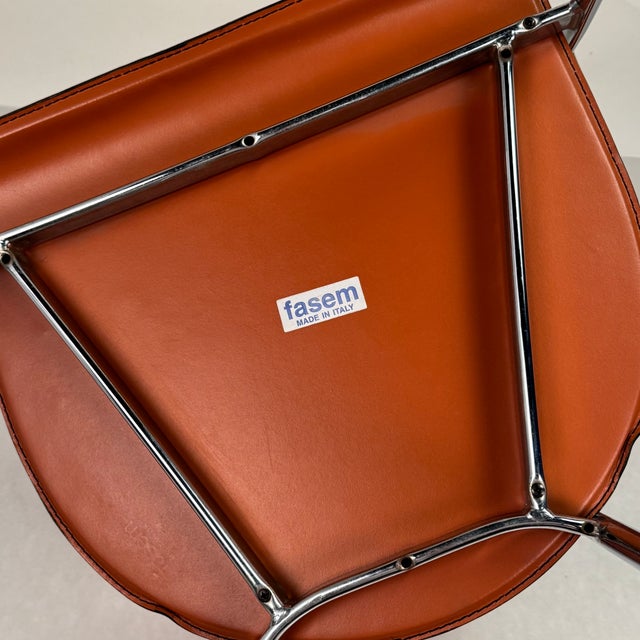 Pair of Vintage Cognac Leather P40 Chairs by Vegni & Gualtierotti for Fasem For Sale - Image 12 of 12