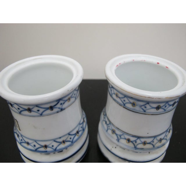 German Antique 19th Century Blue & White Porcelain Apothecary or Spice Jar Pair For Sale - Image 4 of 7