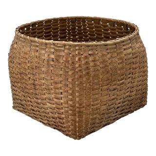 Antique Finely Hand Woven Wood Ribbon Splint Passamaquoddy - Panobscot Maine Indian Basket 15 Inches Wide For Sale