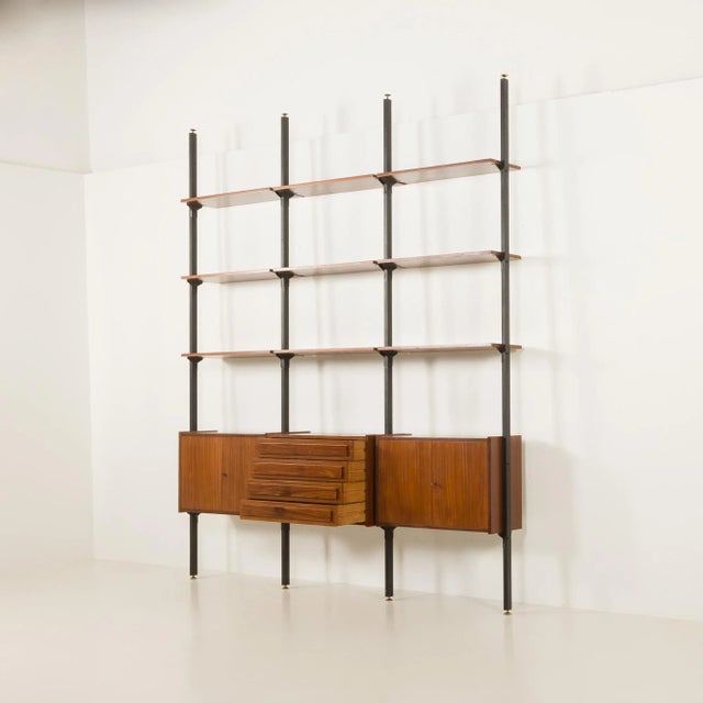 Mid-Century Modern Italian Floor-to-Celling Bookcase in the style of Franco Albini, Italy, 1960s For Sale - Image 6 of 18