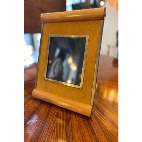 Vintage Wooden Photo Frame with Brass Accents and Sculptural Design, 1970 For Sale - Image 4 of 10