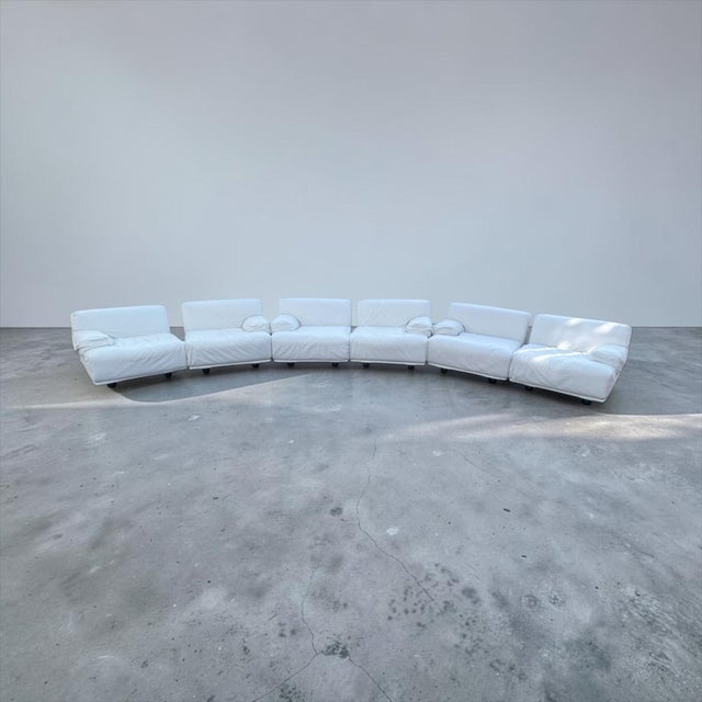 The Fiandra sofa is a modular designer sofa originally designed by Vico Magistretti for the Italian furniture manufacturer...