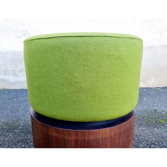 Mid-Century Modern Wooden Ottoman, Italy, 1960s, in Very Good conditions. Designed 1960 to 1969