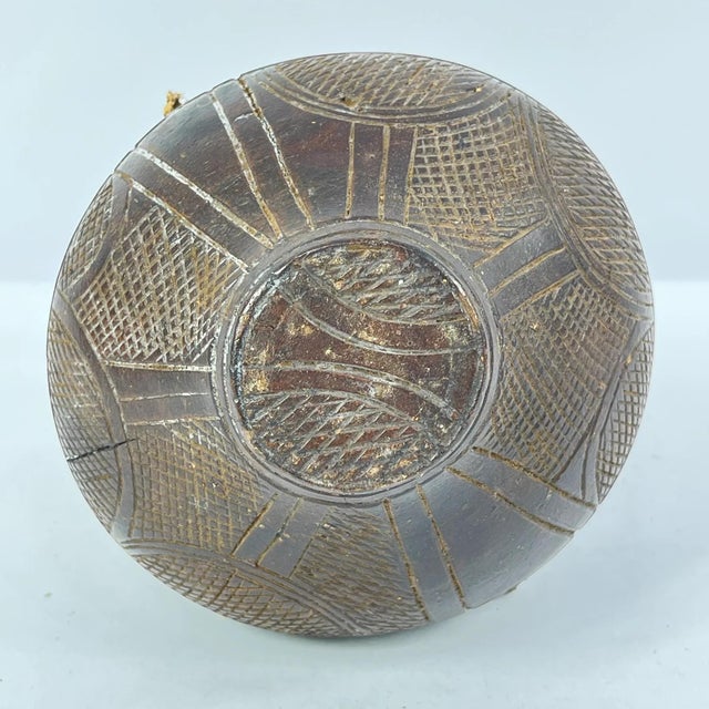 Wood Early 20th Century Kuba Wood Medicine Pot MATTER COLLECTION For Sale - Image 7 of 8
