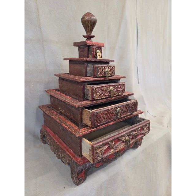 Asian Vintage Sumatra, Indonesia Lacquer Pyramid Shaped Jewelry Box With Five Drawers For Sale - Image 3 of 13