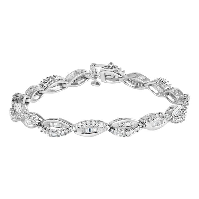 14K White Gold 2.00 Cttw Diamond Swirl and Pear Shape Link Bracelet (I-J Color, I2-I3 Clarity) - 7" For Sale