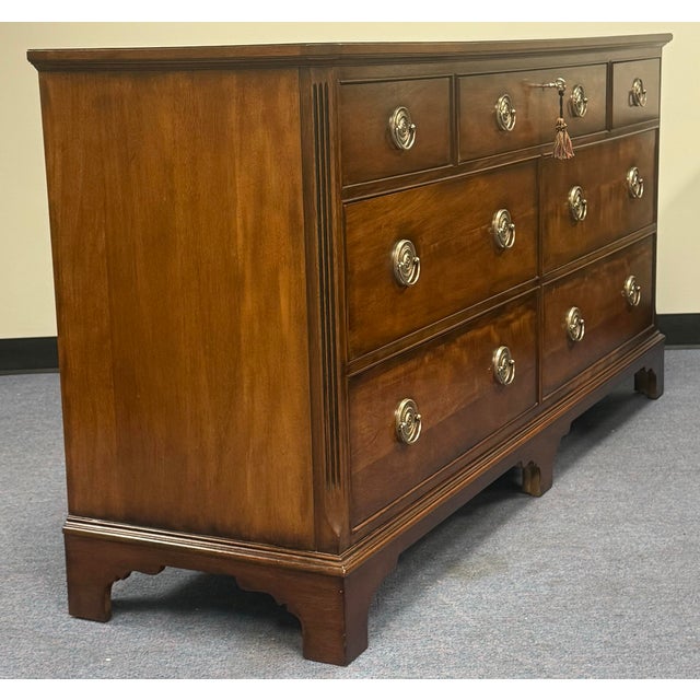 2000 - 2009 Ethan Allen “Elliott” Mahogany Dresser From Newport Collection For Sale - Image 5 of 12