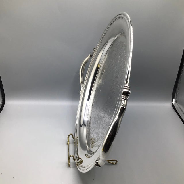 1970s Oneida Round Silver Plated Tray With Handles - 1970 For Sale - Image 5 of 13