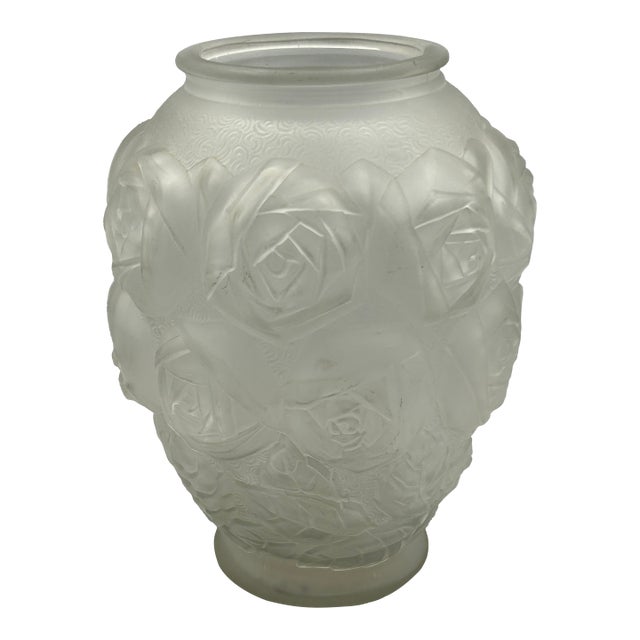 Josef Inwald Designed Barolac "Roses" Frosted Glass Vase, Czechoslovakia, Circa 1930 For Sale