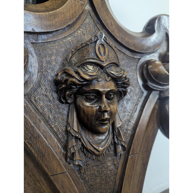 Renaissance Style Walnut Selette For Sale - Image 5 of 8