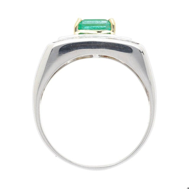 2010s 18k White Gold 1 Carat Natural Emerald Mens Ring With Princess Cut Diamonds For Sale - Image 5 of 8