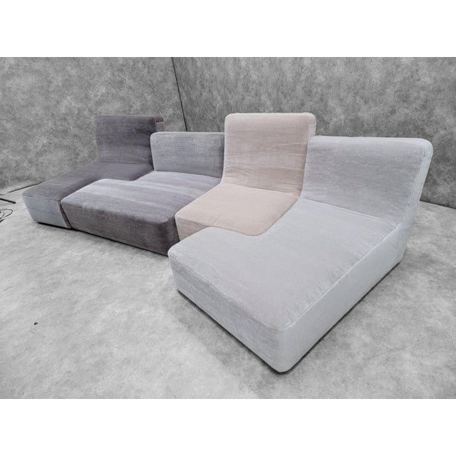 Ligne Roset Confluences by Philippe Nigro, Set of 4 Elements Newly Reupholstered in Mohair For Sale In Chicago - Image 6 of 10