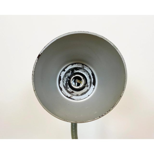Green Industrial Bakelite Gooseneck Table Lamp, 1960s For Sale - Image 12 of 17