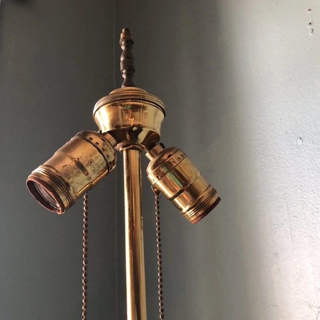 Gilded Neoclassical Wooden Vintage Table Lamp For Sale In Atlanta - Image 6 of 7