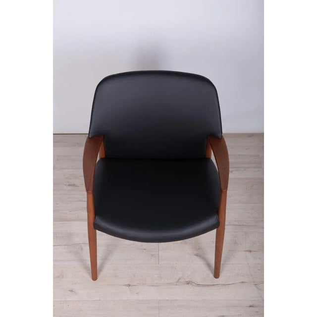 Fritz Hansen Mid-Century Armchair by A. B. Madsen & E. Larsen for Fritz Hansen, 1950s For Sale - Image 4 of 14