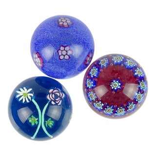 Vintage Murano Fratelli Toso Blue Amethyst White Millefiori Flowers Italian Art Glass Decorative Paperweights - Set of 3 For Sale