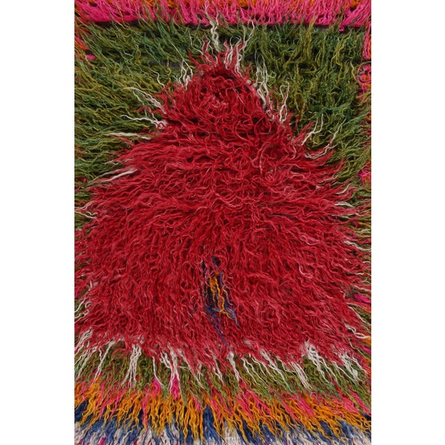 1950s 1950s Vintage Tulu Rug in Red, Multicolor Geometric Pattern, Shag Pile For Sale - Image 5 of 7