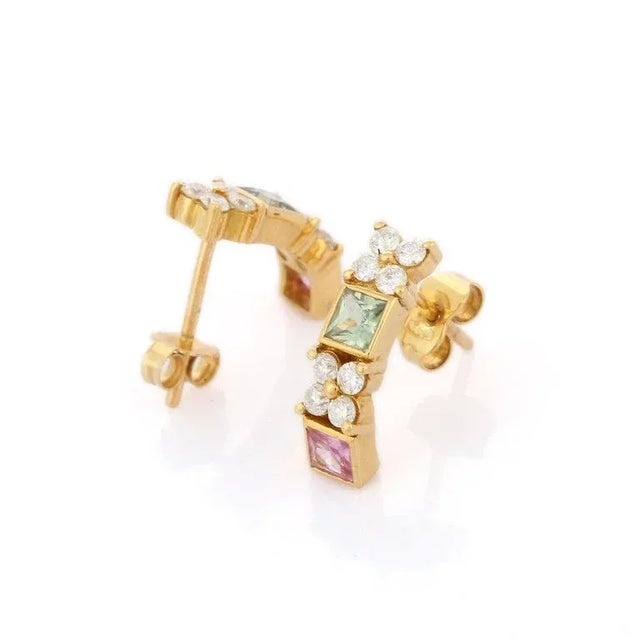 VRJewels 18k Gold Vintage Style 1.5ct Pink & Green Sapphire Diamond Earrings- A Pair For Sale - Image 4 of 8
