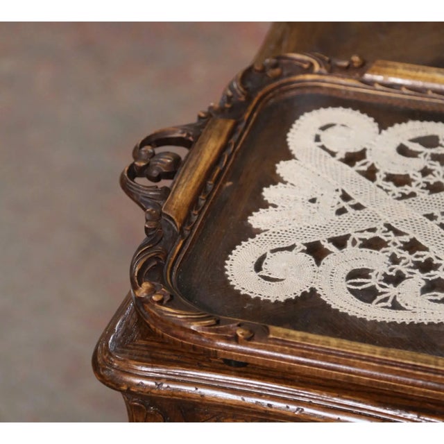 French Early 20th Century French Art Populaire Walnut and Glass Serving Tray For Sale - Image 3 of 12