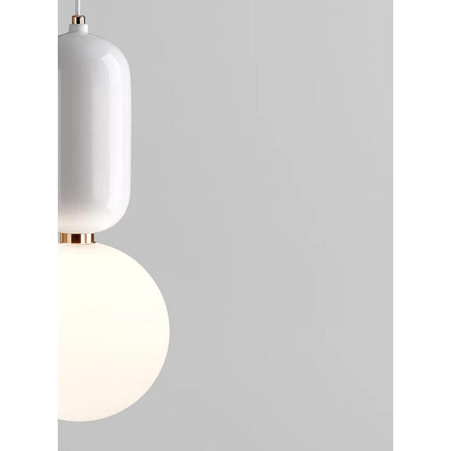 White Aballs T Me Suspension Lamp in Ceramic and Glass by Jaime Hayon for Parachilna For Sale - Image 6 of 12