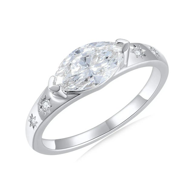 Kai Vintage Starlight 2.04 CTW Marquise Lab Grown Diamond East-West Ring in 14k Gold (All Sizes Available) For Sale In Los Angeles - Image 6 of 9