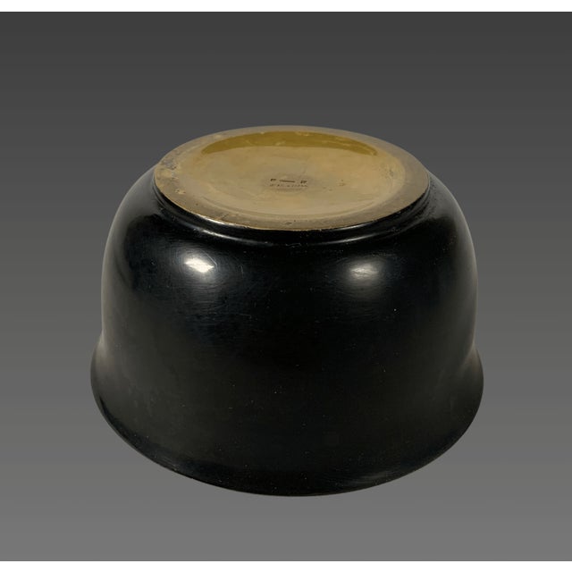 Jean Dunand (1877-1942). Coupe en Bronze Laqué Art Déco For Sale - Image 4 of 5