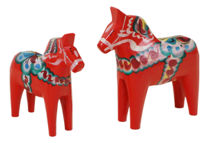 Swedish Folk Art Hand-Carved Dala Horses, 1970s, Set of 2