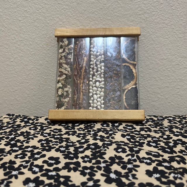 Rustic 1970s Rustic Dried Fruit and Flower Decorative Trivet For Sale - Image 3 of 5