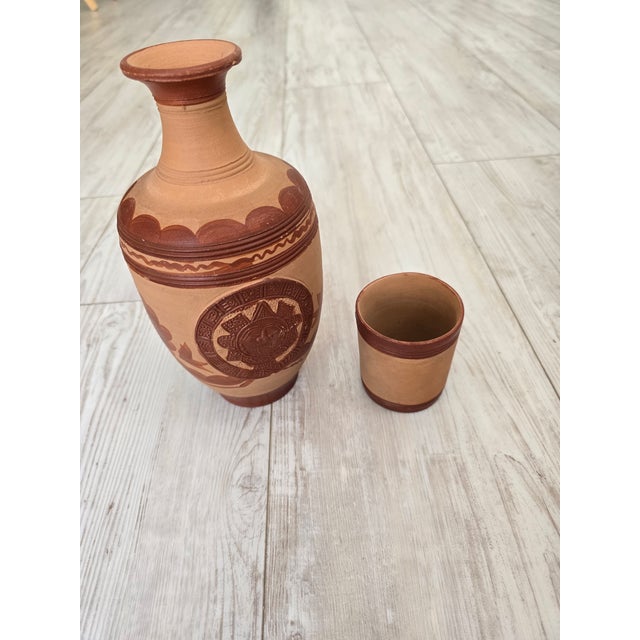 Rustic Vintage Folk Art Cuernavaca Mexican Folk Art Terracotta Botellón & Cup Set - 2 Pieces For Sale - Image 3 of 12