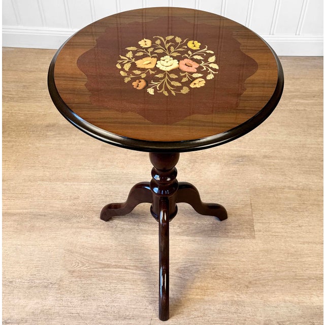 - Original 1970’s Italian Rococo Round Side Table - Mahogany Veneered Top with Wonderful Fruitwood Inlay / Floral Motif -...