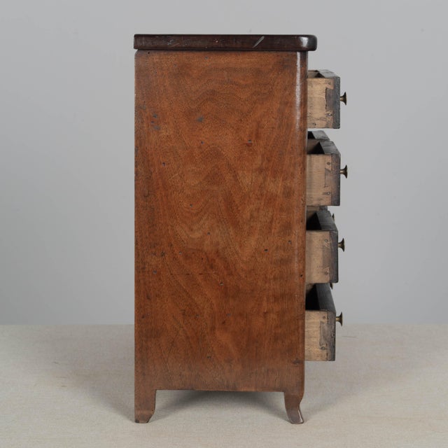 19th Century Miniature Walnut Commode For Sale In Orlando - Image 6 of 9