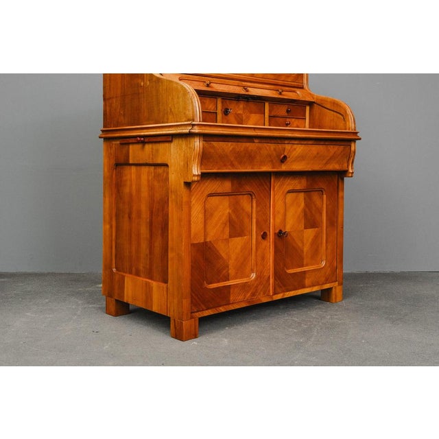 Louis Philippe Cylinder Secretary in Cherrywood, Mid-19th Century For Sale - Image 12 of 18