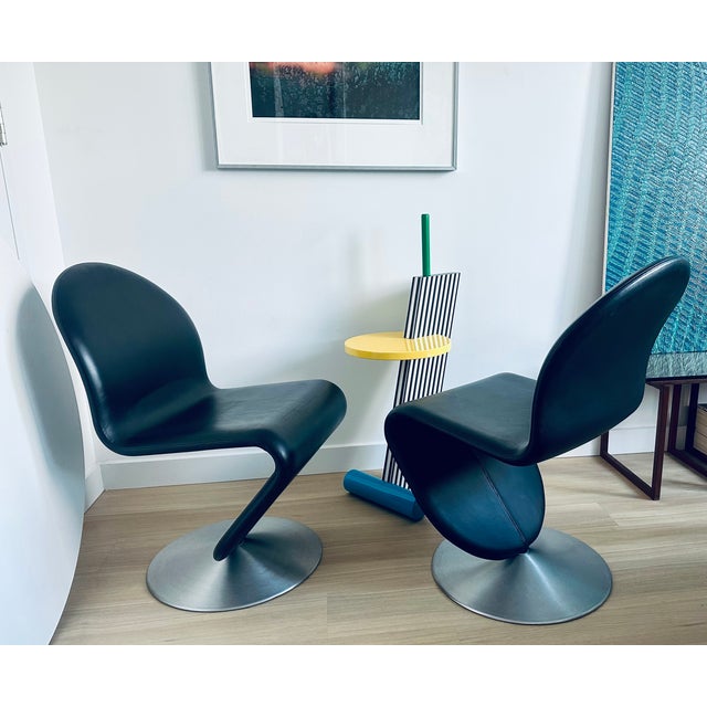 Verpan Verner Panton System 1-2-3 Swivel Chairs Pair Black Leather - Space Age Scandinavian For Sale - Image 4 of 8